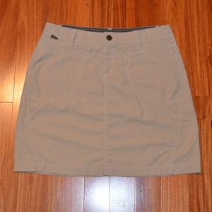 KUHL beige nylon blend stretch hiking skirt sz 10